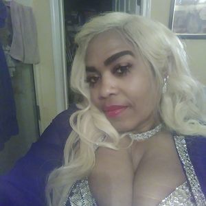 Meet your Posher, Joy